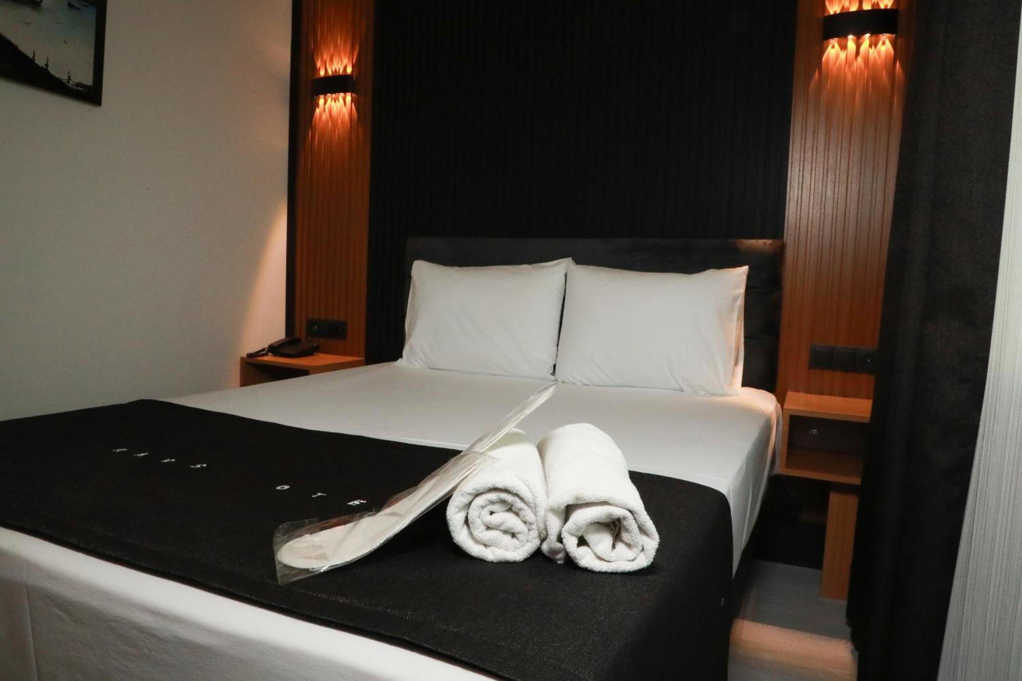 Rays Bakirkoey Center מלון 3*