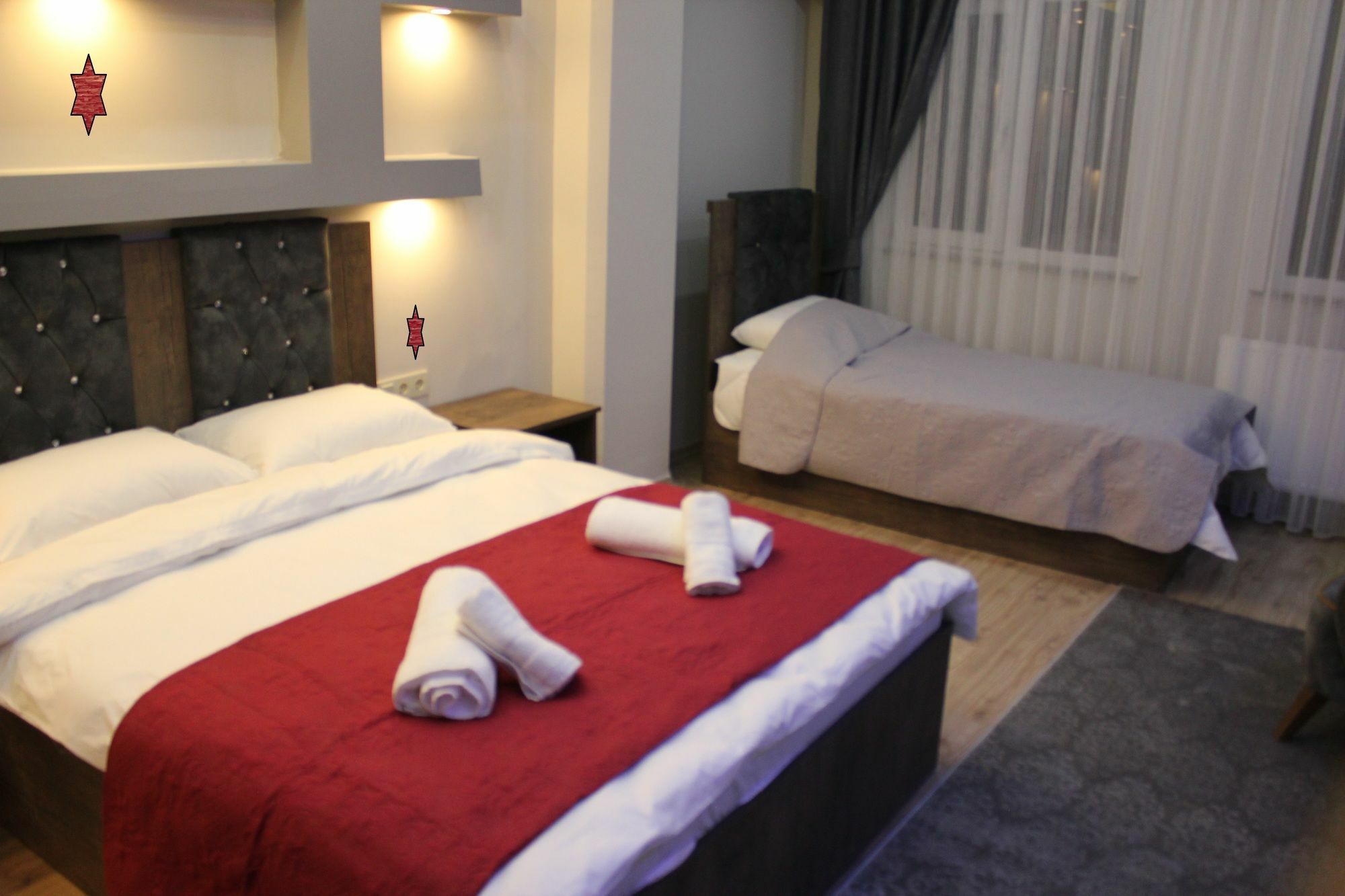 מלון Rays Bakirkoey Center 3*