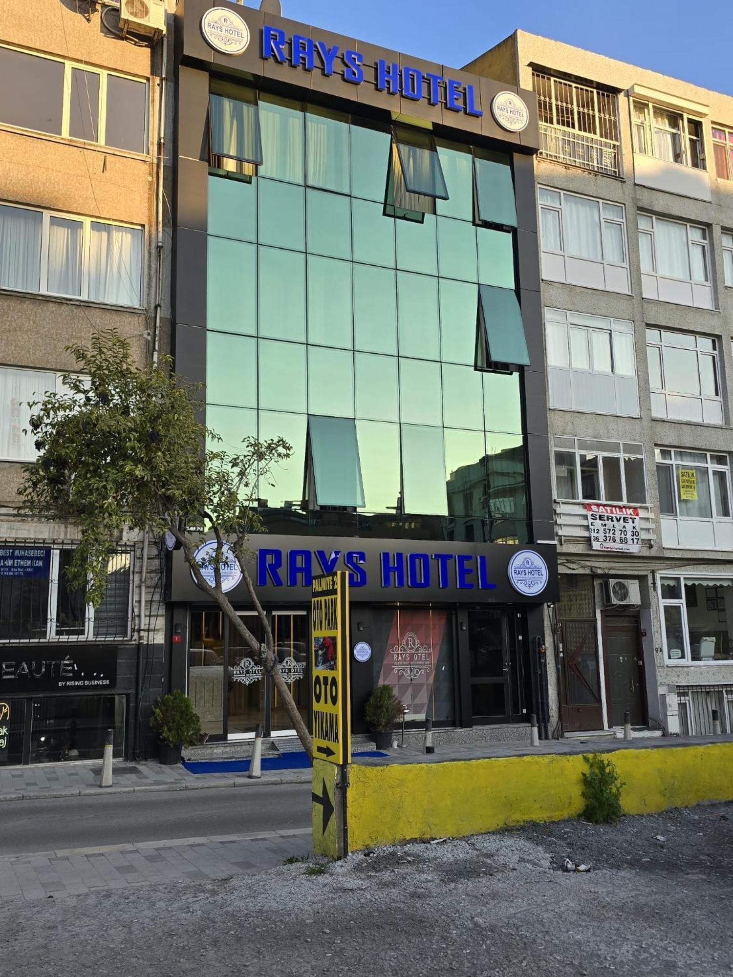 Готель Rays Bakirkoey Center